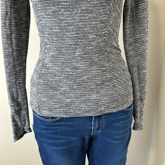 LULULEMON Kanto Catch Me Long Sleeve Shirt Wee Stripe Black Heathered Black Sz 2 - Picture 3 of 11
